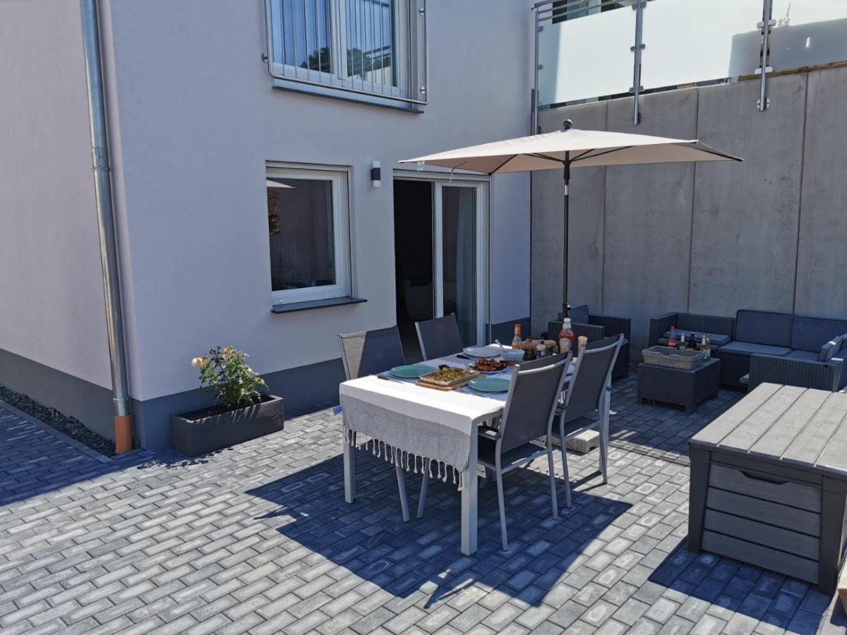 Ferienwohnung Auf Villa Hendschhof Sankt Wendel Ngoại thất bức ảnh